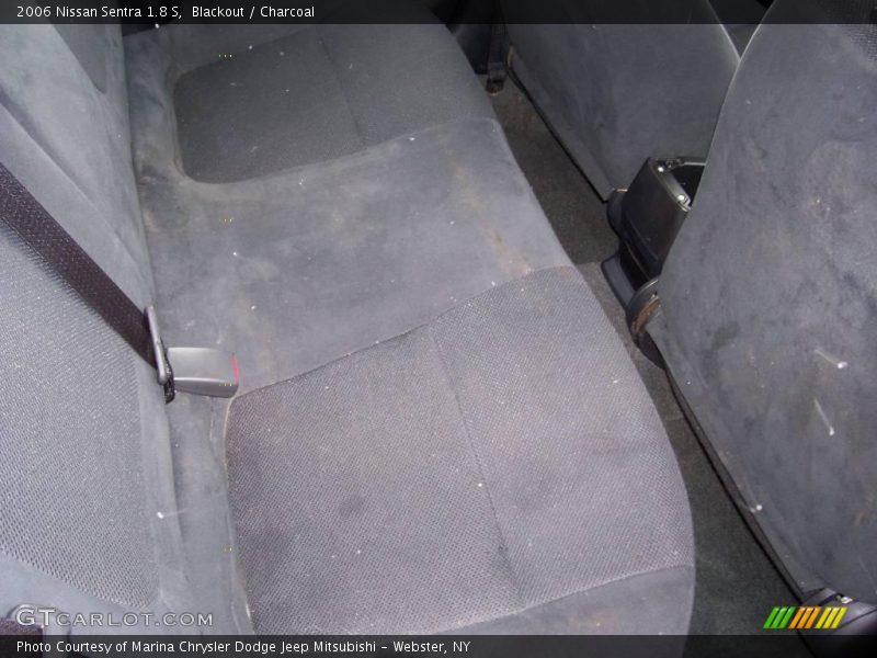 Blackout / Charcoal 2006 Nissan Sentra 1.8 S