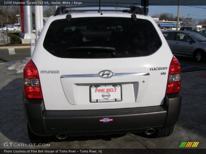 Nordic White / Beige 2006 Hyundai Tucson GLS V6