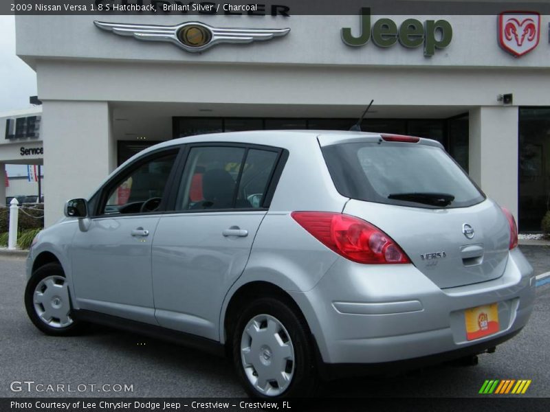 Brillant Silver / Charcoal 2009 Nissan Versa 1.8 S Hatchback