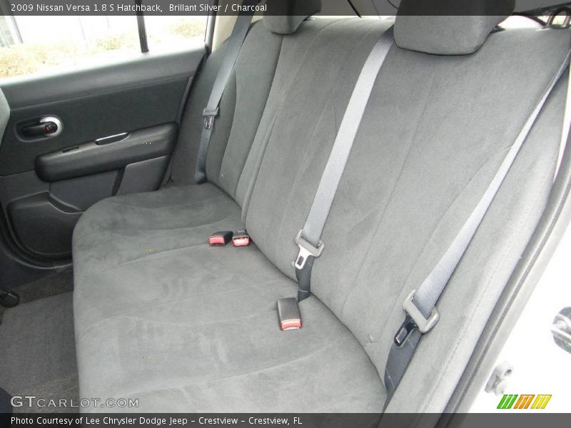 Brillant Silver / Charcoal 2009 Nissan Versa 1.8 S Hatchback