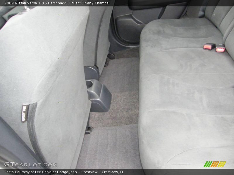Brillant Silver / Charcoal 2009 Nissan Versa 1.8 S Hatchback