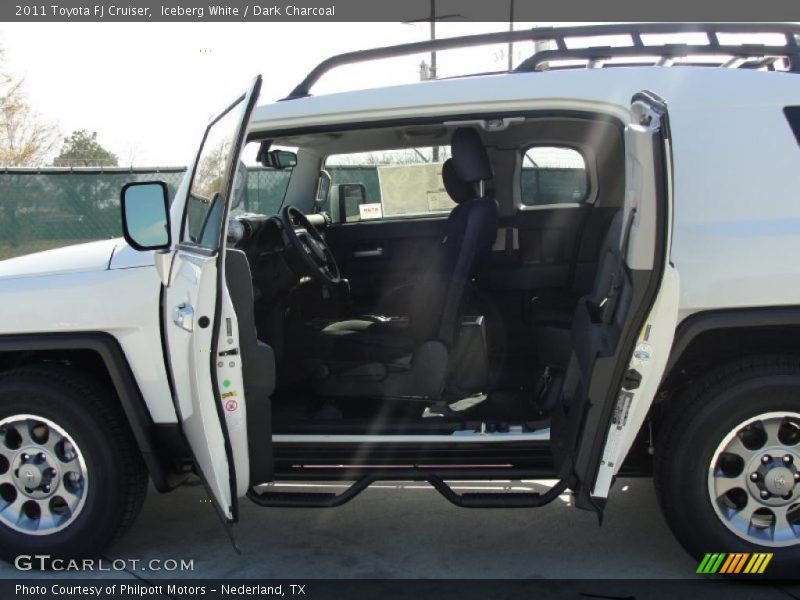 Iceberg White / Dark Charcoal 2011 Toyota FJ Cruiser