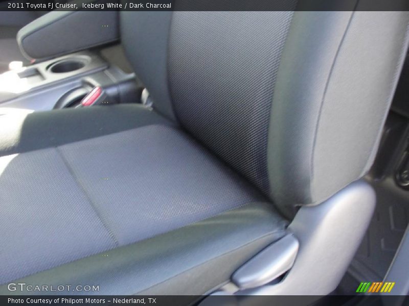 Iceberg White / Dark Charcoal 2011 Toyota FJ Cruiser