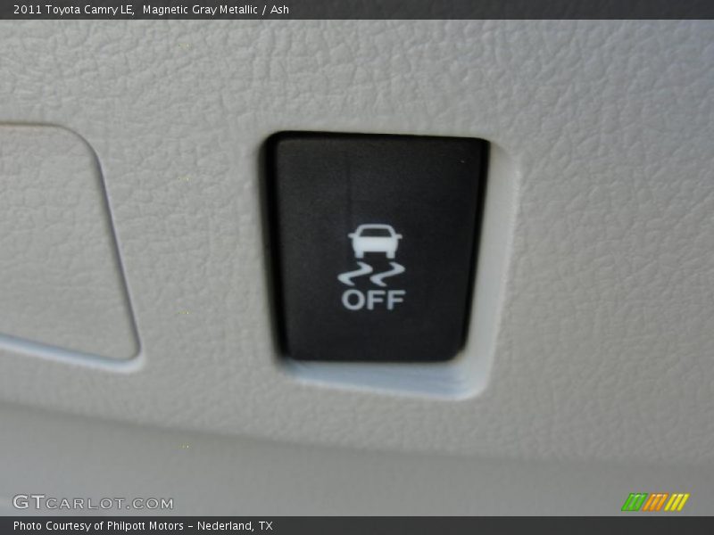 Magnetic Gray Metallic / Ash 2011 Toyota Camry LE