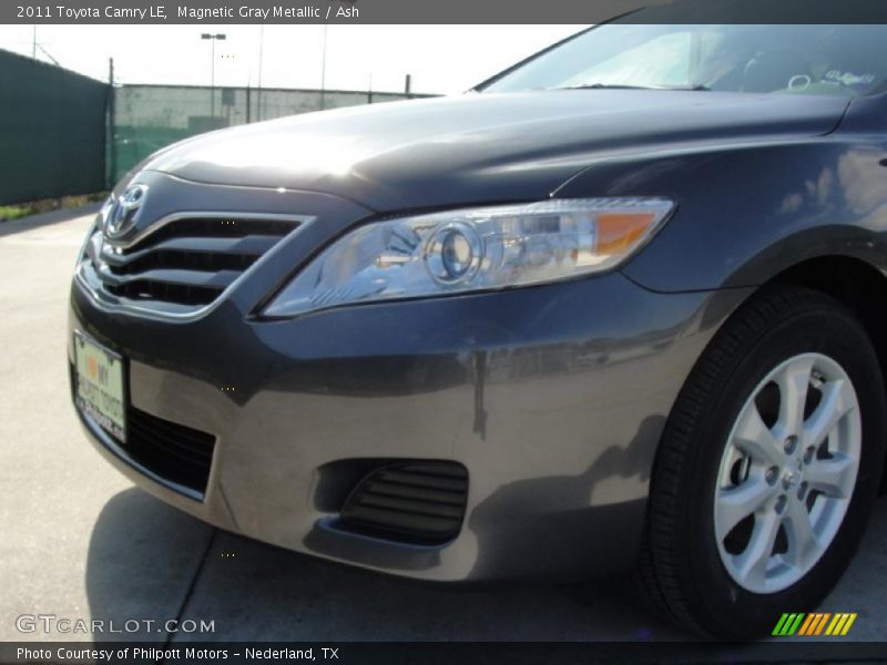 Magnetic Gray Metallic / Ash 2011 Toyota Camry LE