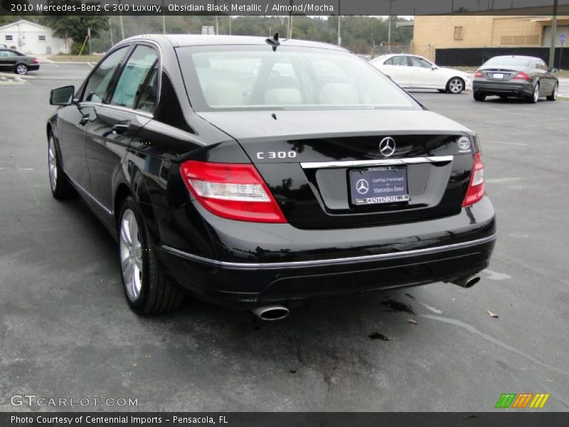 Obsidian Black Metallic / Almond/Mocha 2010 Mercedes-Benz C 300 Luxury