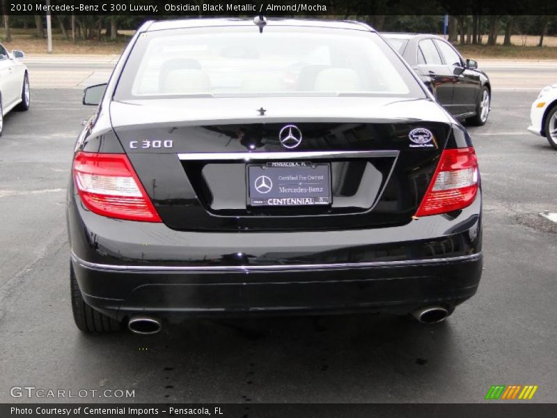 Obsidian Black Metallic / Almond/Mocha 2010 Mercedes-Benz C 300 Luxury