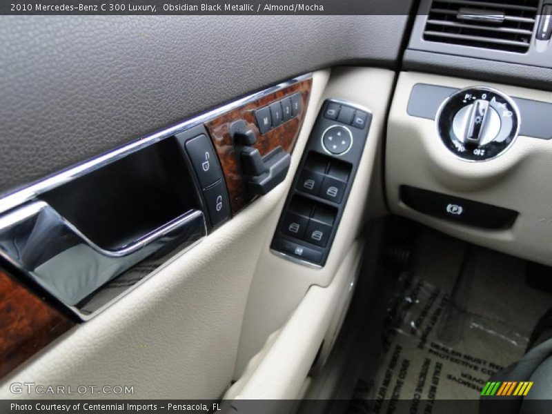 Obsidian Black Metallic / Almond/Mocha 2010 Mercedes-Benz C 300 Luxury