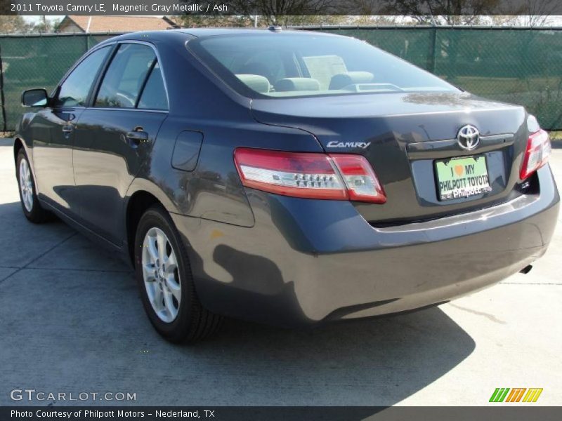 Magnetic Gray Metallic / Ash 2011 Toyota Camry LE
