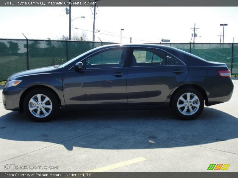 Magnetic Gray Metallic / Ash 2011 Toyota Camry LE