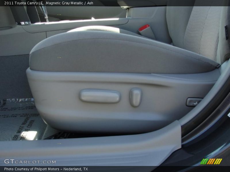 Magnetic Gray Metallic / Ash 2011 Toyota Camry LE
