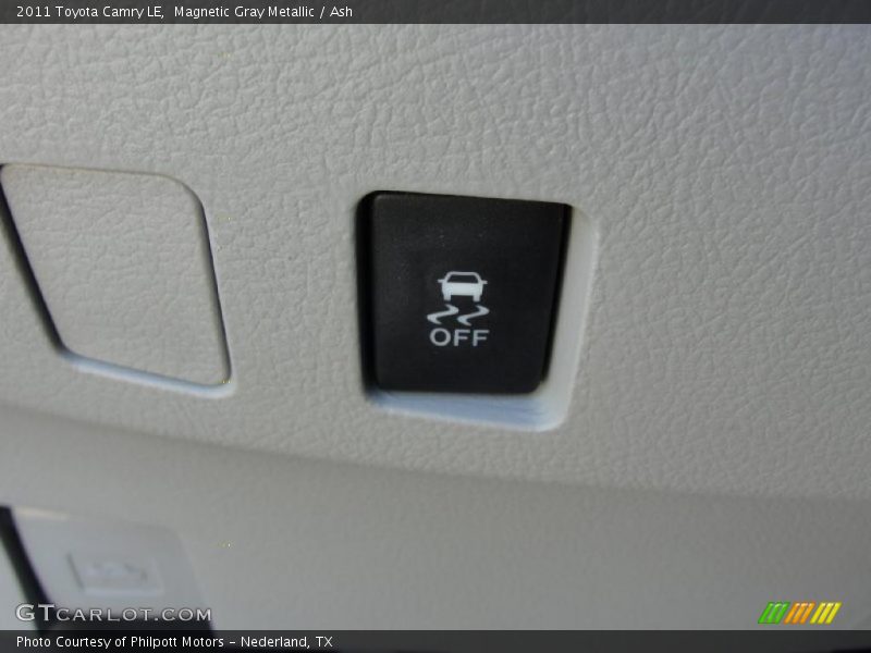 Magnetic Gray Metallic / Ash 2011 Toyota Camry LE