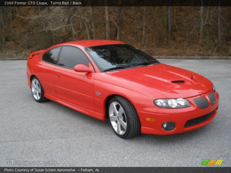 Front 3/4 View of 2006 GTO Coupe