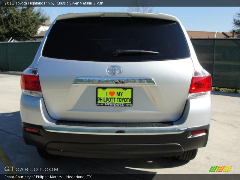 Classic Silver Metallic / Ash 2011 Toyota Highlander V6