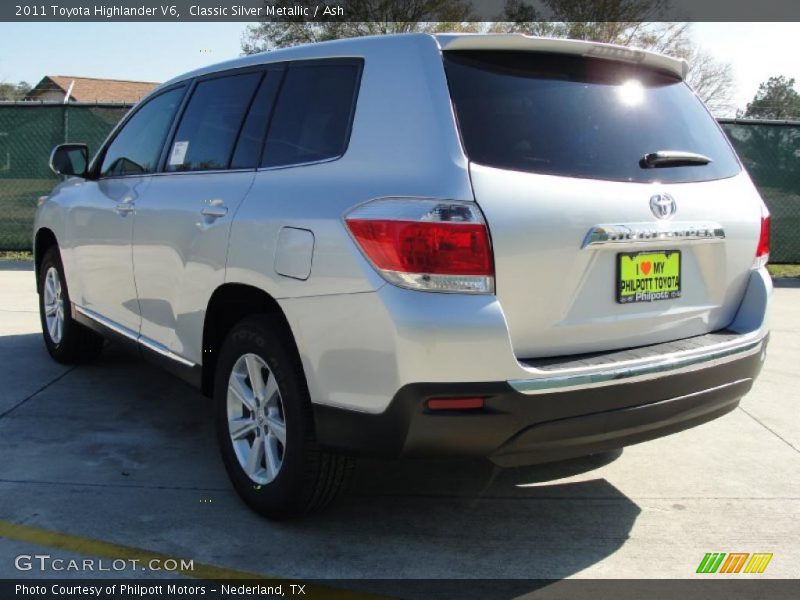 Classic Silver Metallic / Ash 2011 Toyota Highlander V6