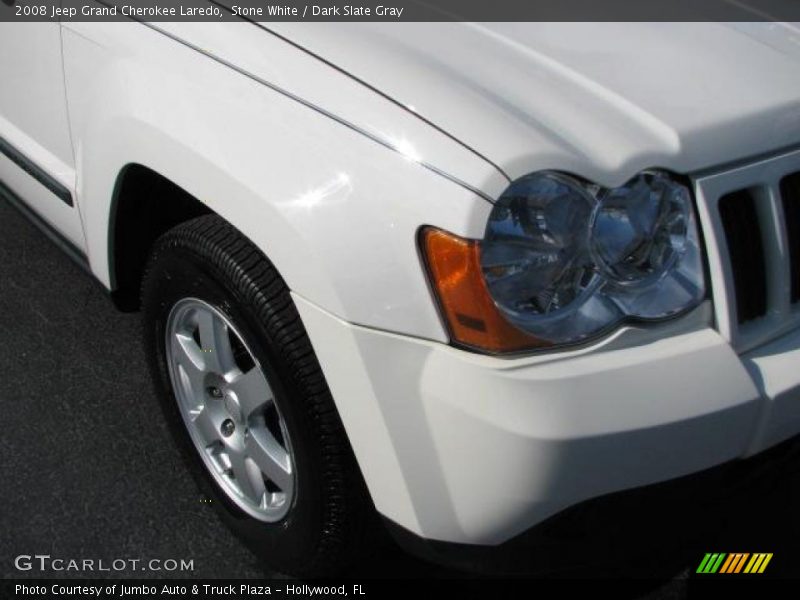 Stone White / Dark Slate Gray 2008 Jeep Grand Cherokee Laredo