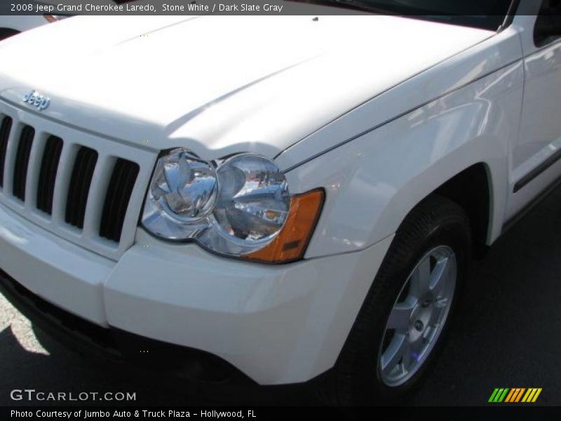 Stone White / Dark Slate Gray 2008 Jeep Grand Cherokee Laredo