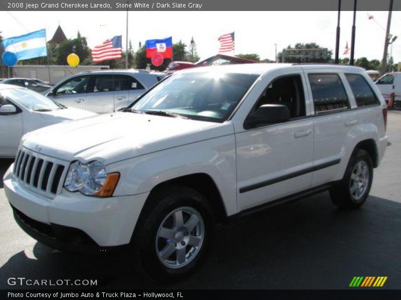 Stone White / Dark Slate Gray 2008 Jeep Grand Cherokee Laredo
