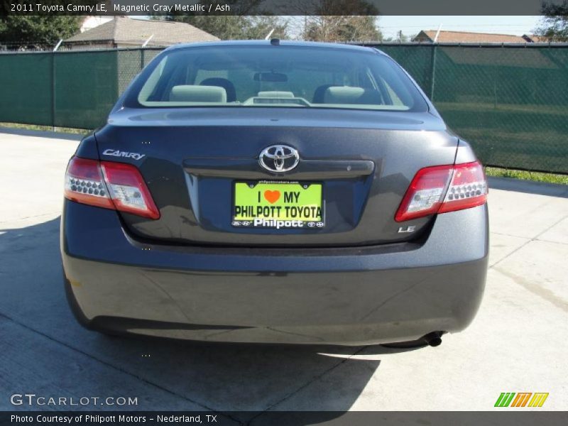 Magnetic Gray Metallic / Ash 2011 Toyota Camry LE