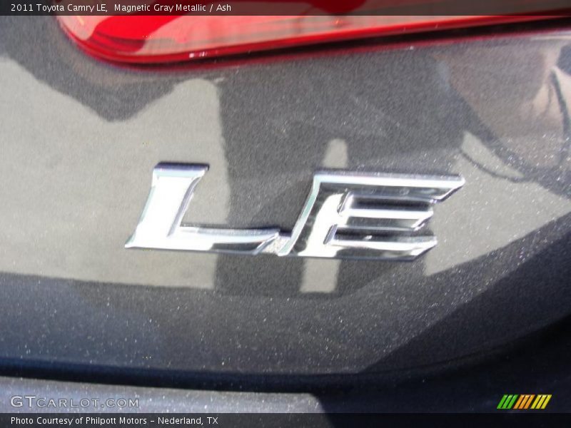 Magnetic Gray Metallic / Ash 2011 Toyota Camry LE