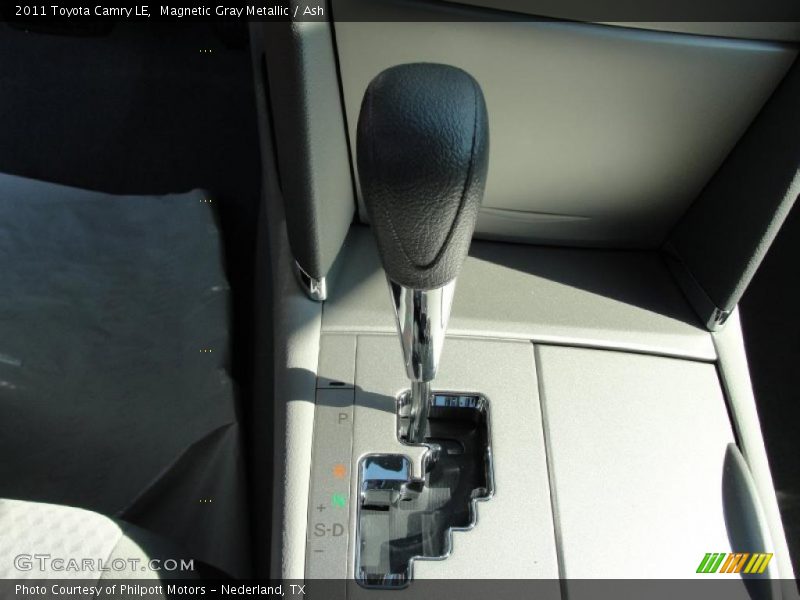 Magnetic Gray Metallic / Ash 2011 Toyota Camry LE