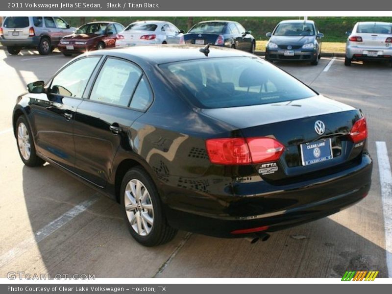 Black / Titan Black 2011 Volkswagen Jetta SE Sedan