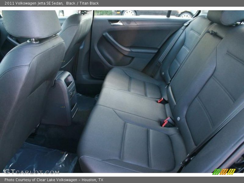 Black / Titan Black 2011 Volkswagen Jetta SE Sedan