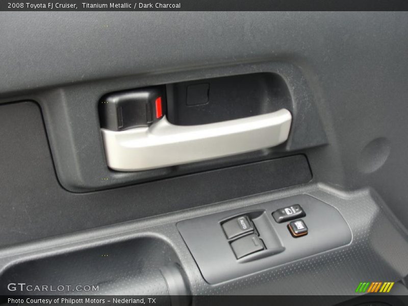 Titanium Metallic / Dark Charcoal 2008 Toyota FJ Cruiser