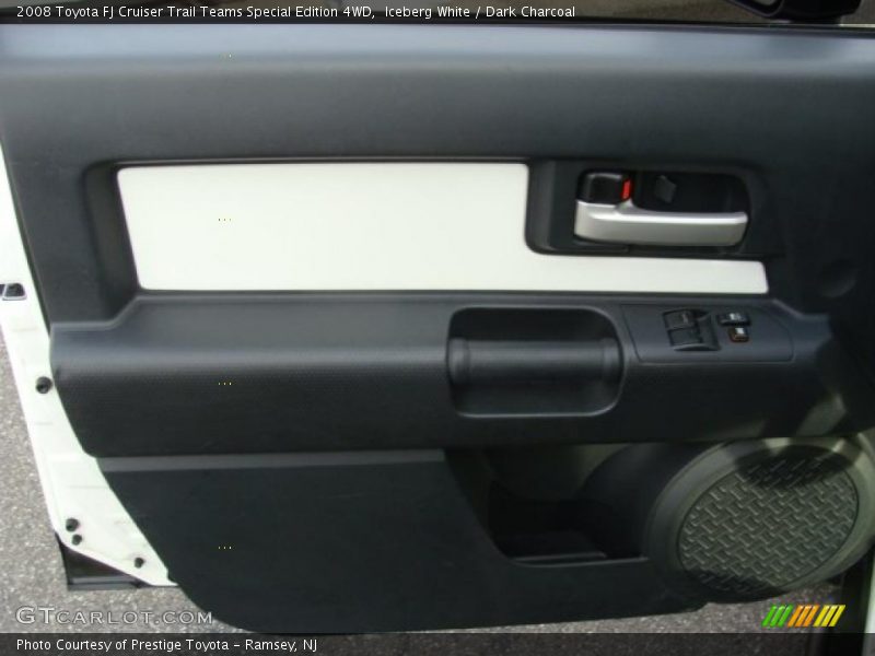Iceberg White / Dark Charcoal 2008 Toyota FJ Cruiser Trail Teams Special Edition 4WD