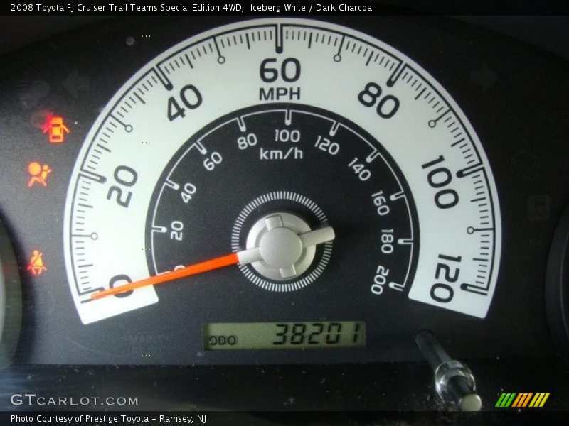 Iceberg White / Dark Charcoal 2008 Toyota FJ Cruiser Trail Teams Special Edition 4WD