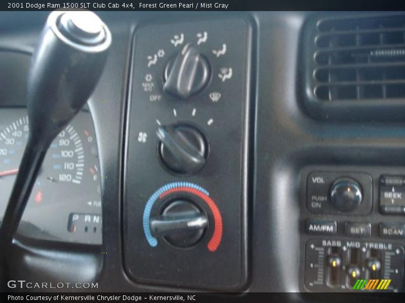Controls of 2001 Ram 1500 SLT Club Cab 4x4