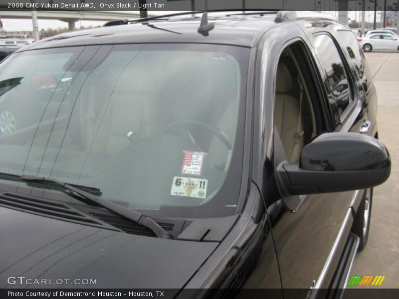 Onyx Black / Light Tan 2008 GMC Yukon Denali AWD
