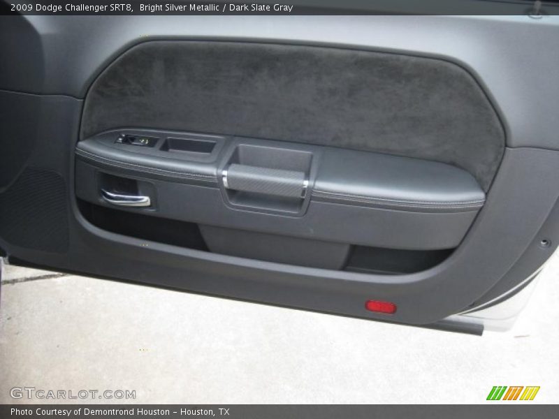 Bright Silver Metallic / Dark Slate Gray 2009 Dodge Challenger SRT8