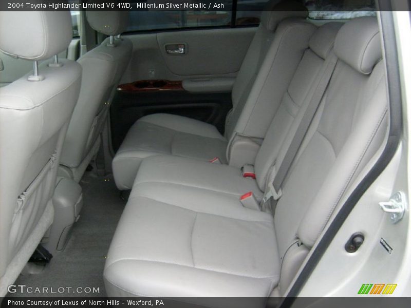 Millenium Silver Metallic / Ash 2004 Toyota Highlander Limited V6 4WD