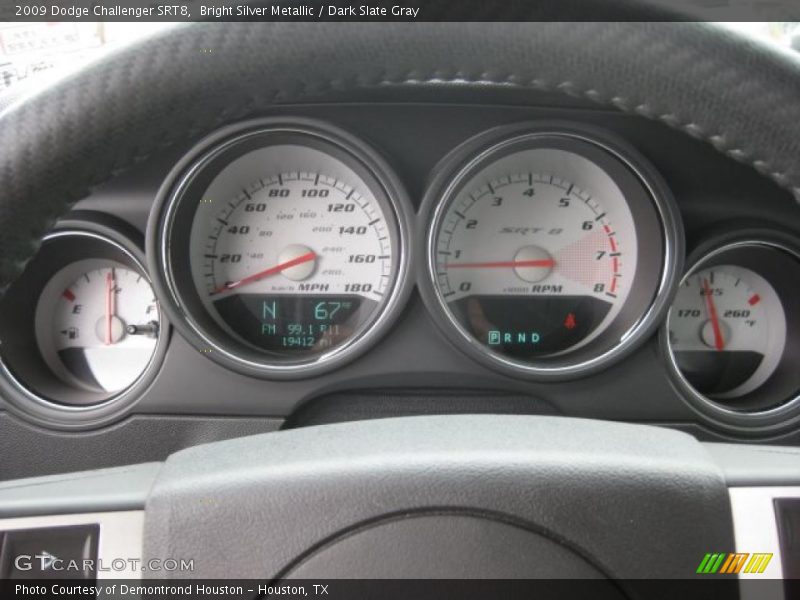 Bright Silver Metallic / Dark Slate Gray 2009 Dodge Challenger SRT8