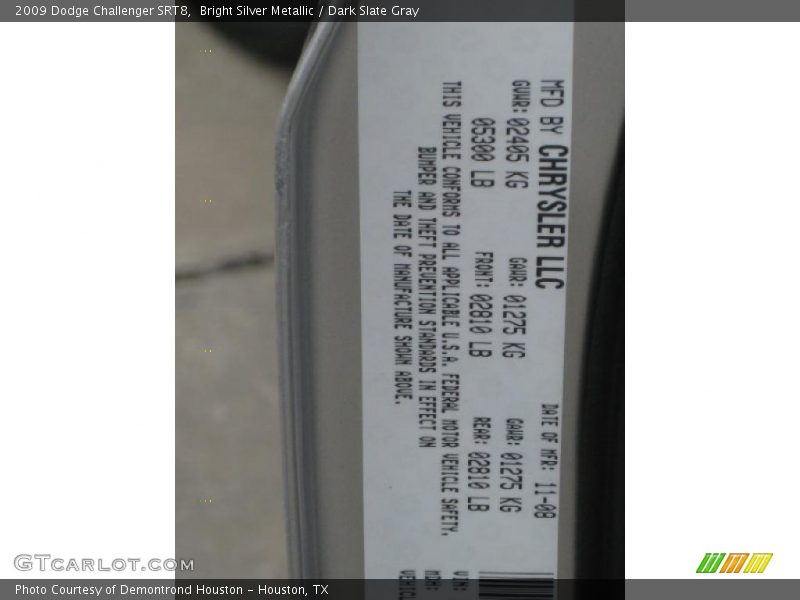 Bright Silver Metallic / Dark Slate Gray 2009 Dodge Challenger SRT8