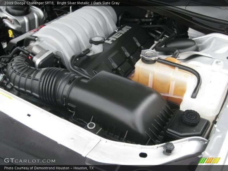 Bright Silver Metallic / Dark Slate Gray 2009 Dodge Challenger SRT8