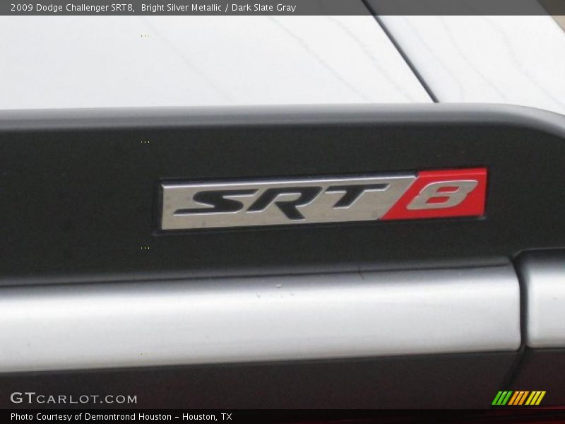 Bright Silver Metallic / Dark Slate Gray 2009 Dodge Challenger SRT8