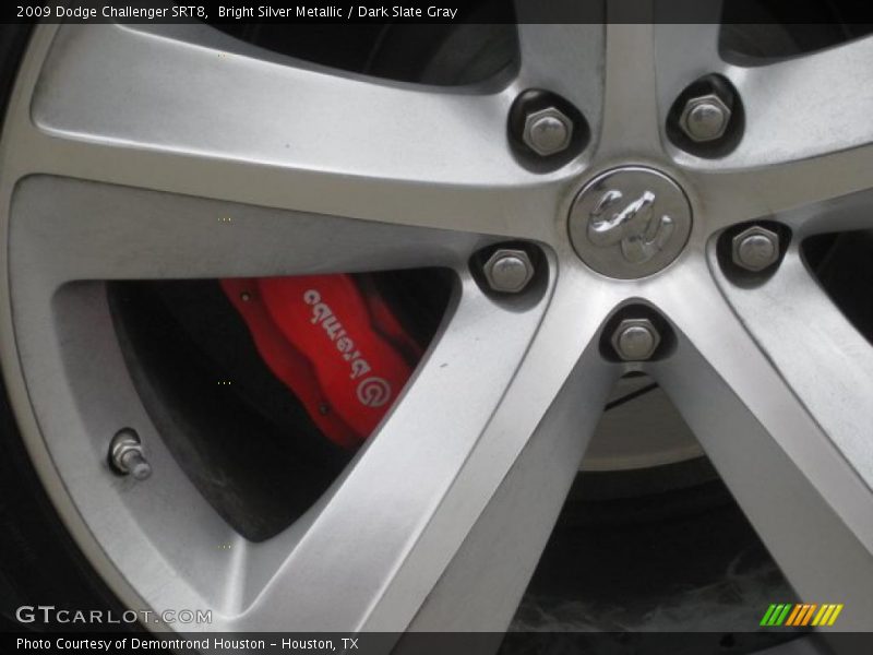Bright Silver Metallic / Dark Slate Gray 2009 Dodge Challenger SRT8