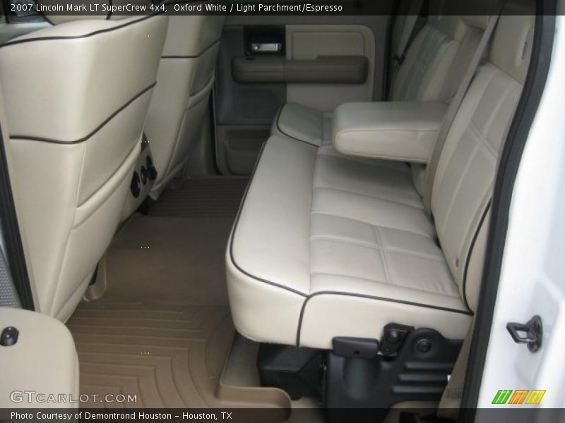 Oxford White / Light Parchment/Espresso 2007 Lincoln Mark LT SuperCrew 4x4