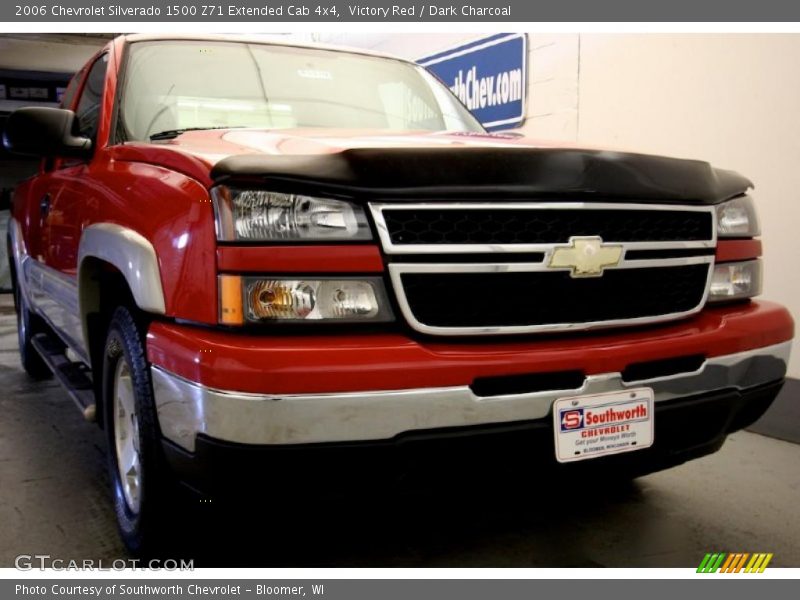 Victory Red / Dark Charcoal 2006 Chevrolet Silverado 1500 Z71 Extended Cab 4x4
