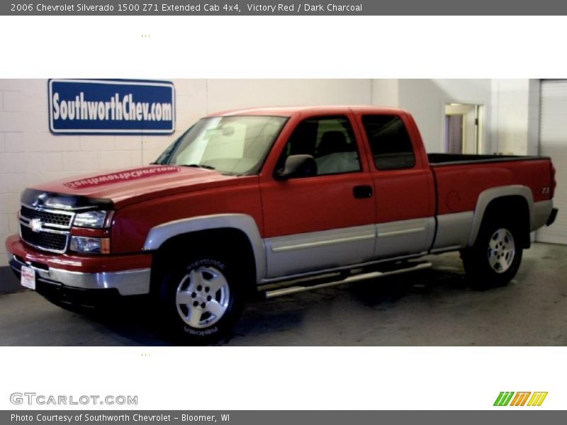 Victory Red / Dark Charcoal 2006 Chevrolet Silverado 1500 Z71 Extended Cab 4x4