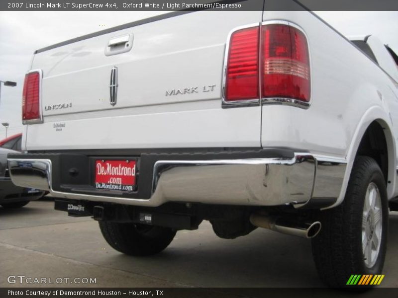 Oxford White / Light Parchment/Espresso 2007 Lincoln Mark LT SuperCrew 4x4
