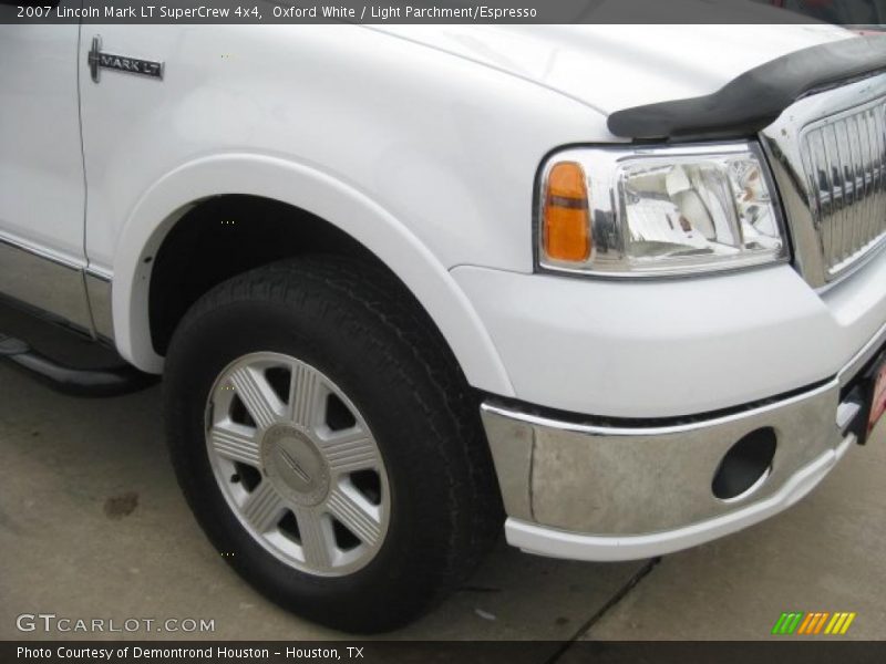 Oxford White / Light Parchment/Espresso 2007 Lincoln Mark LT SuperCrew 4x4