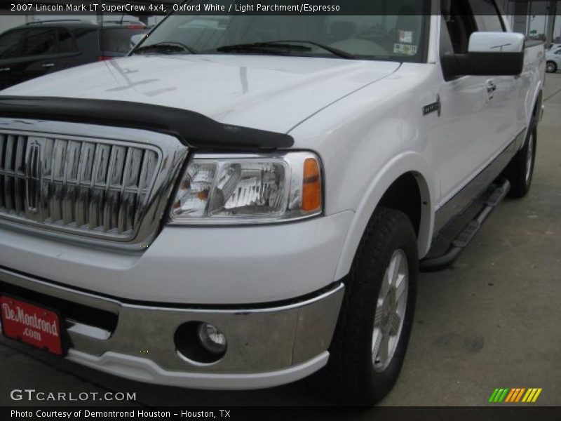 Oxford White / Light Parchment/Espresso 2007 Lincoln Mark LT SuperCrew 4x4
