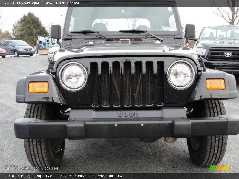  2000 Wrangler SE 4x4 Black