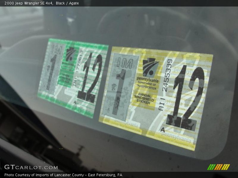 Black / Agate 2000 Jeep Wrangler SE 4x4