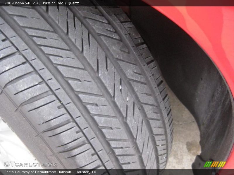 Passion Red / Quartz 2009 Volvo S40 2.4i