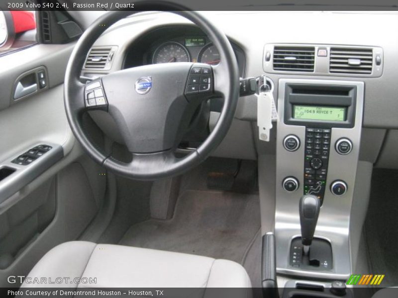 Passion Red / Quartz 2009 Volvo S40 2.4i