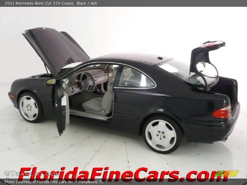 Black / Ash 2001 Mercedes-Benz CLK 320 Coupe